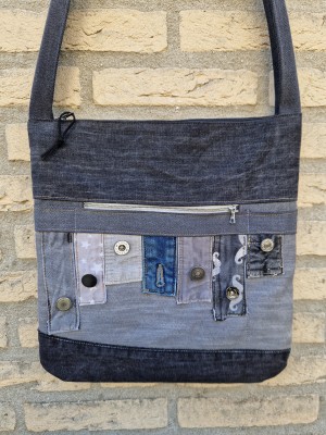 Crossover: Grijs & Knopen